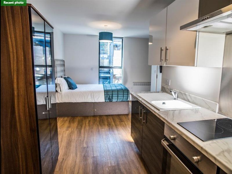 Oyo Vincent Apartments Liverpool Exterior foto