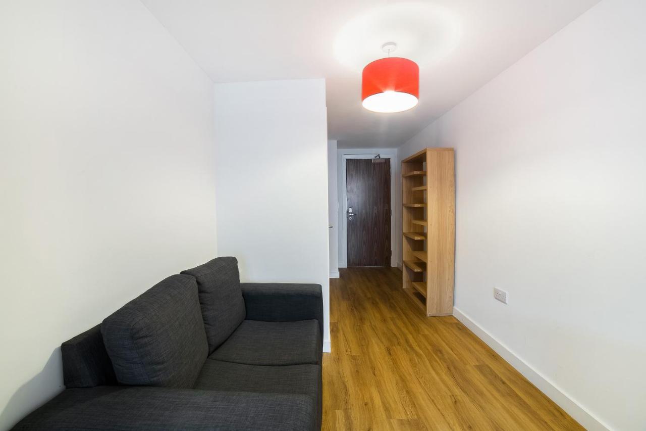 Oyo Vincent Apartments Liverpool Exterior foto